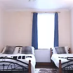 Stayeasy B&B In Trendy Heart Of London