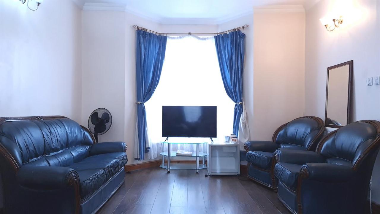 Stayeasy In Trendy Heart Of Bed and breakfast *